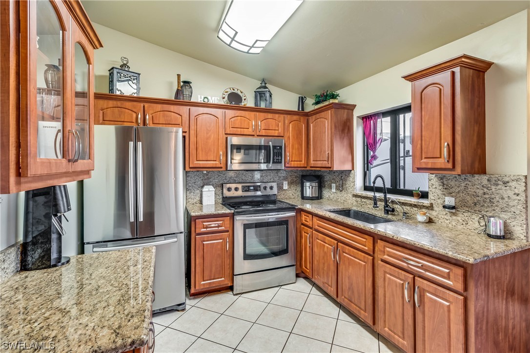 6144 Stratton Road Fort Myers, FL 33905 - Photo 8 of 23 Gallery Image 8