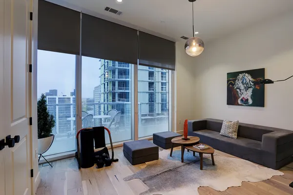 a view of walk in closet