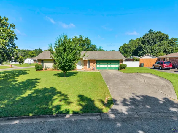 $209,900 | 209 Lazy H Lane, Warner Robins, GA 31093