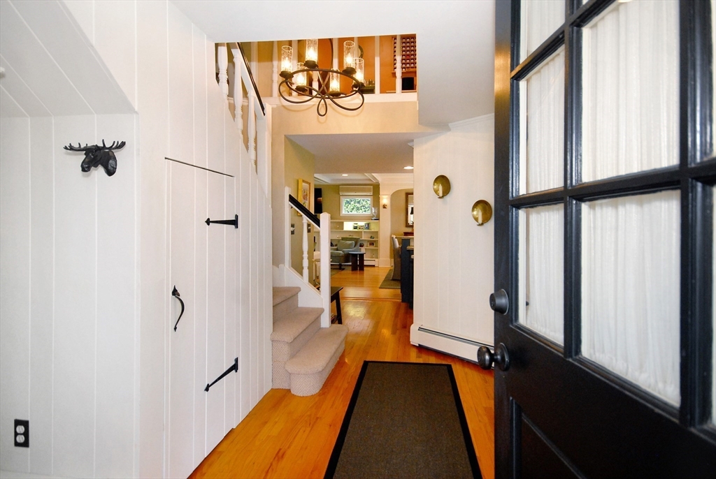 475 Lexington Road Concord, MA 01742 - Photo 3 of 42
