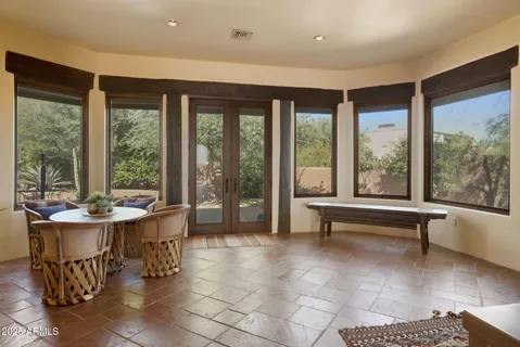 $4,800,000 | 4320 East Desert Crest Drive, Paradise Valley, AZ 85253