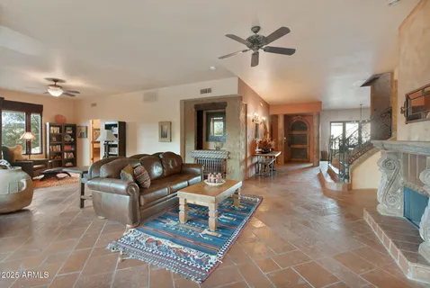 $4,800,000 | 4320 East Desert Crest Drive, Paradise Valley, AZ 85253