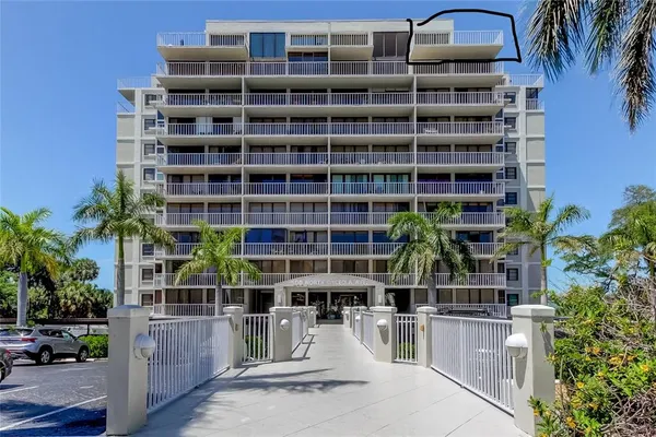 $4,995 | 500 North Osceola Avenue, Unit H, Clearwater, FL 33755