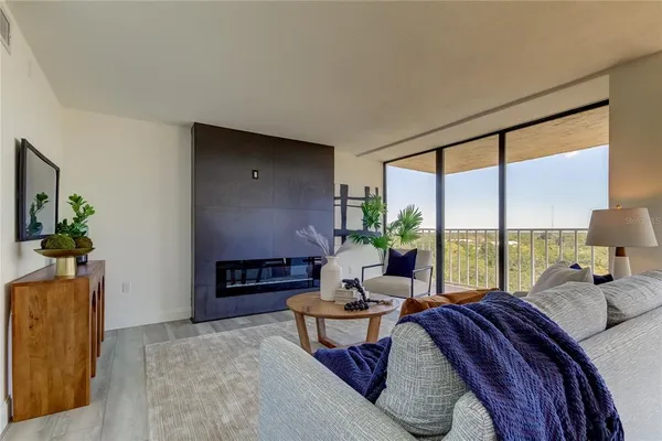 $4,995 | 500 North Osceola Avenue, Unit H, Clearwater, FL 33755