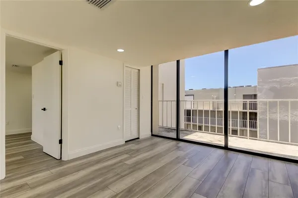 $4,995 | 500 North Osceola Avenue, Unit H, Clearwater, FL 33755