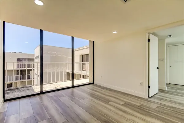 $4,995 | 500 North Osceola Avenue, Unit H, Clearwater, FL 33755