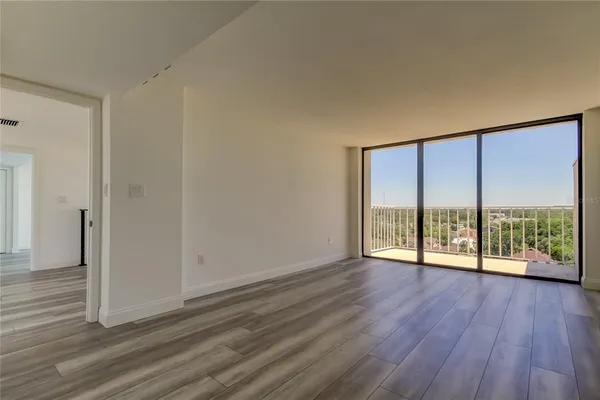 $4,995 | 500 North Osceola Avenue, Unit H, Clearwater, FL 33755