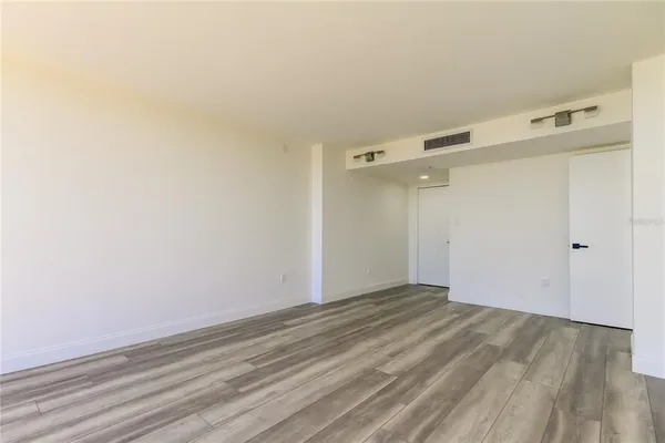 $4,995 | 500 North Osceola Avenue, Unit H, Clearwater, FL 33755