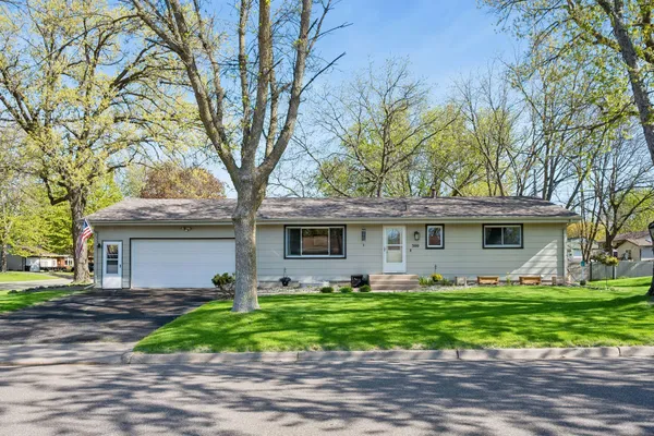 $350,000 | 300 Ash Avenue Northeast, St. Michael, MN 55376