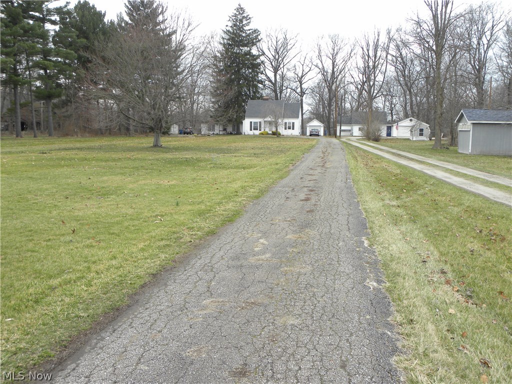 11300 Lagrange Road Elyria, OH 44035 - Photo 2 of 34 Gallery Image 2