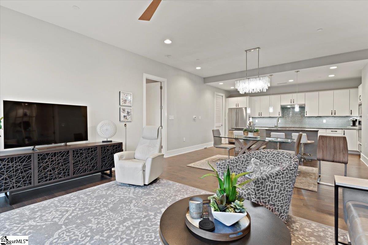 121 Rhett Street, Unit 304 Greenville, SC 29601 - Photo 10 of 36 Gallery Image 10