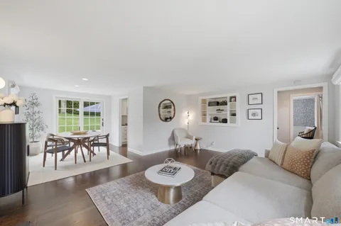 $1,665,000 | 182 Hollow Tree Ridge Road, Darien, CT 06820