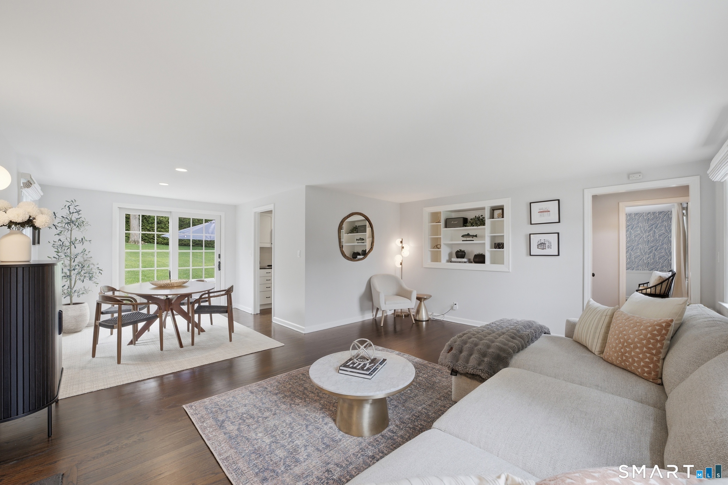 182 Hollow Tree Ridge Road Darien, CT 06820 - Photo 5 of 37