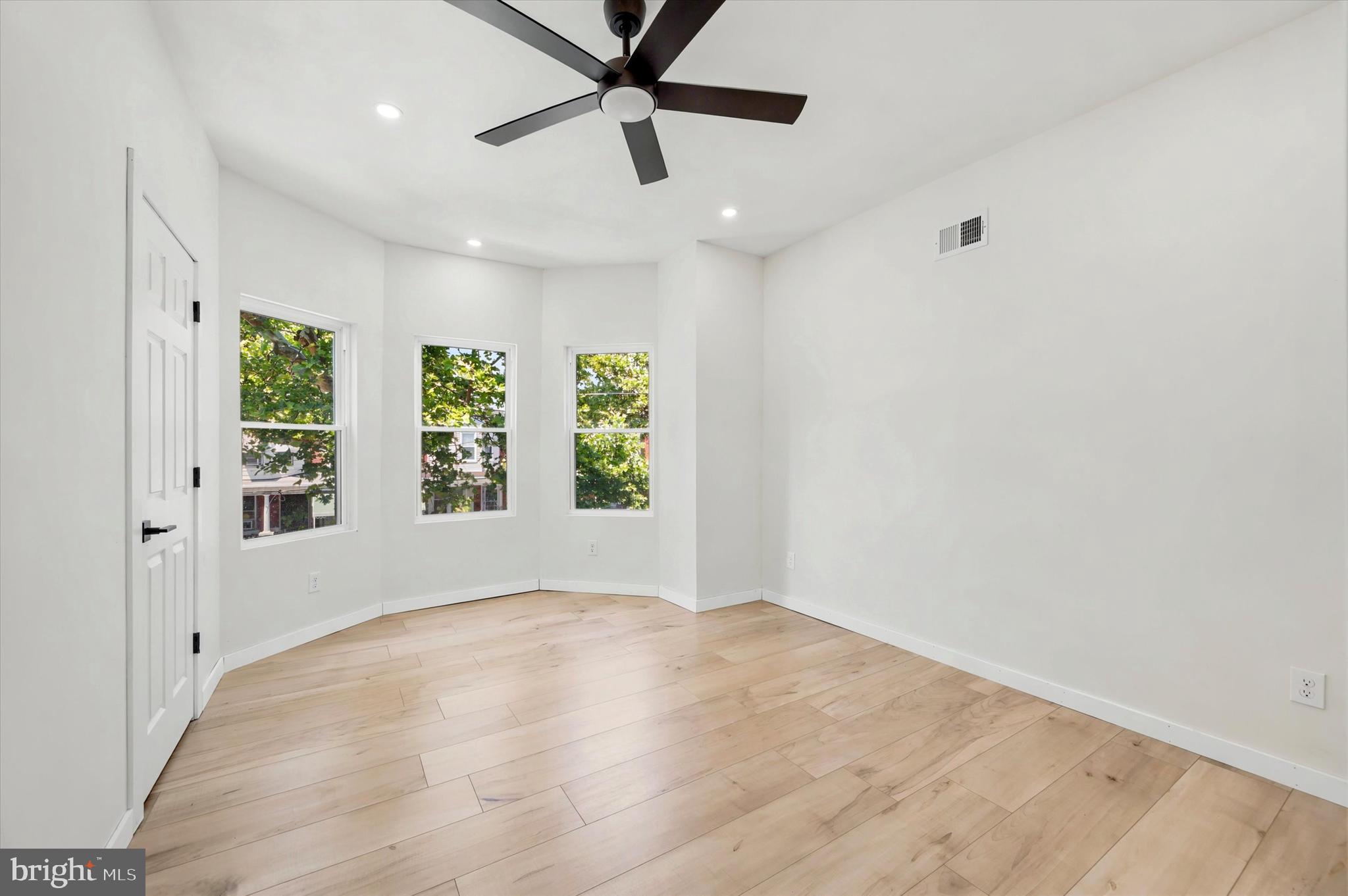 1445 North 60th Street Philadelphia, PA 19151 - Photo 21 of 29 MAIN BEDROOM
