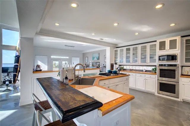 $1,549,000 | 20 Intrepid Circle, Rockwall, TX 75032