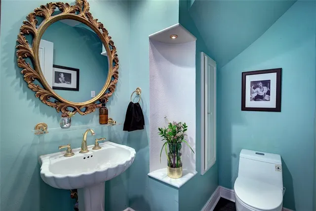 $1,549,000 | 20 Intrepid Circle, Rockwall, TX 75032