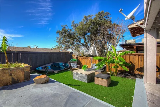 $1,549,000 | 20 Intrepid Circle, Rockwall, TX 75032