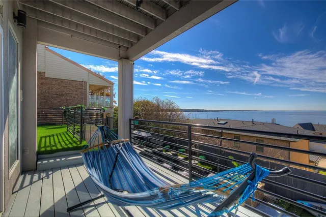 $1,549,000 | 20 Intrepid Circle, Rockwall, TX 75032