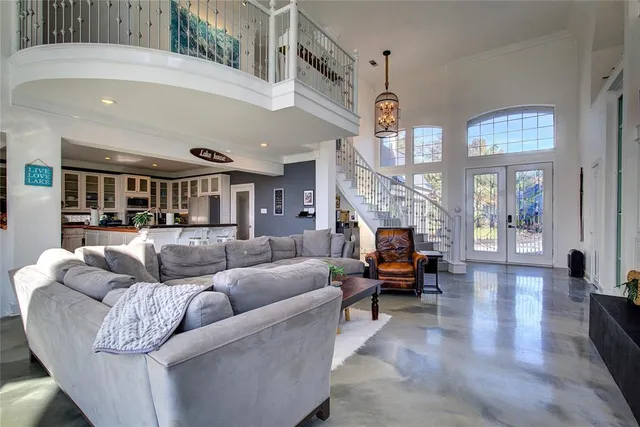 $1,549,000 | 20 Intrepid Circle, Rockwall, TX 75032