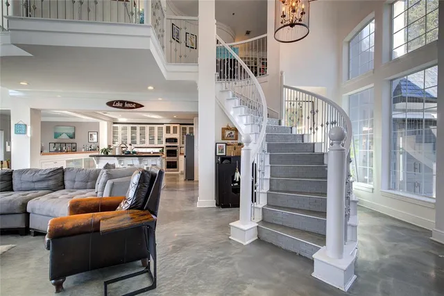 $1,549,000 | 20 Intrepid Circle, Rockwall, TX 75032