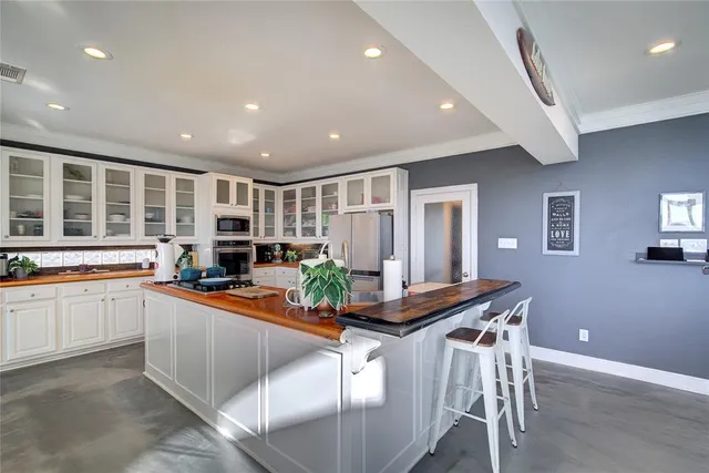 $1,549,000 | 20 Intrepid Circle, Rockwall, TX 75032