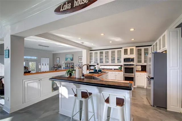 $1,549,000 | 20 Intrepid Circle, Rockwall, TX 75032