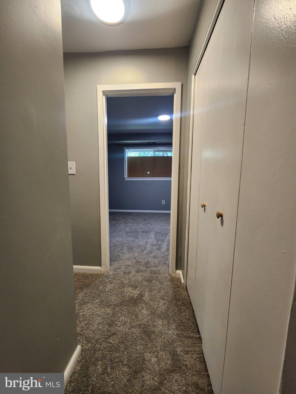 207 Erin Way, Unit T4 Reisterstown, MD 21136 - Photo 16 of 28 Hallway from bath to bedroom.