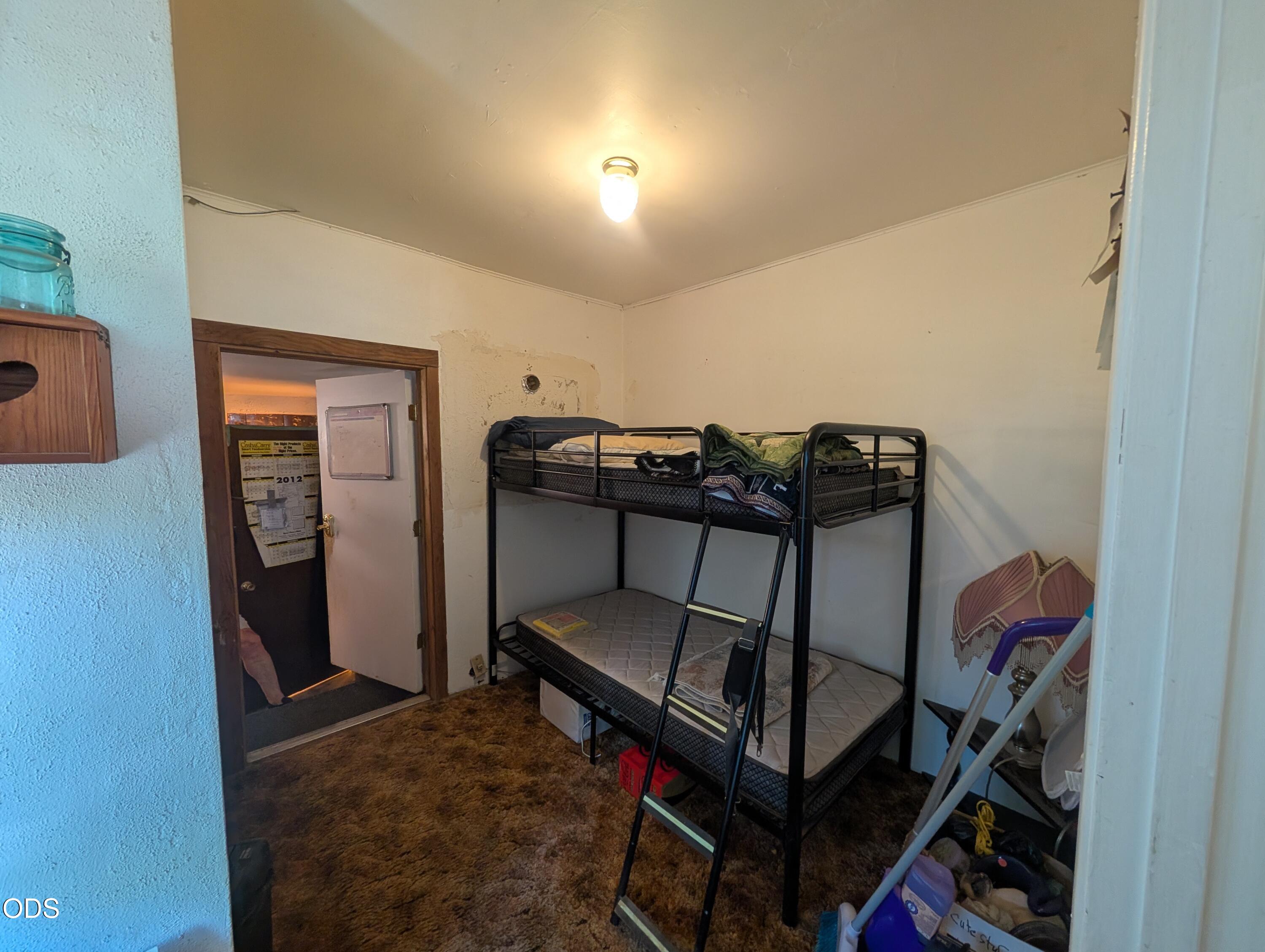 109 Miller Island Road Klamath Falls, OR 97603 - Photo 14 of 49