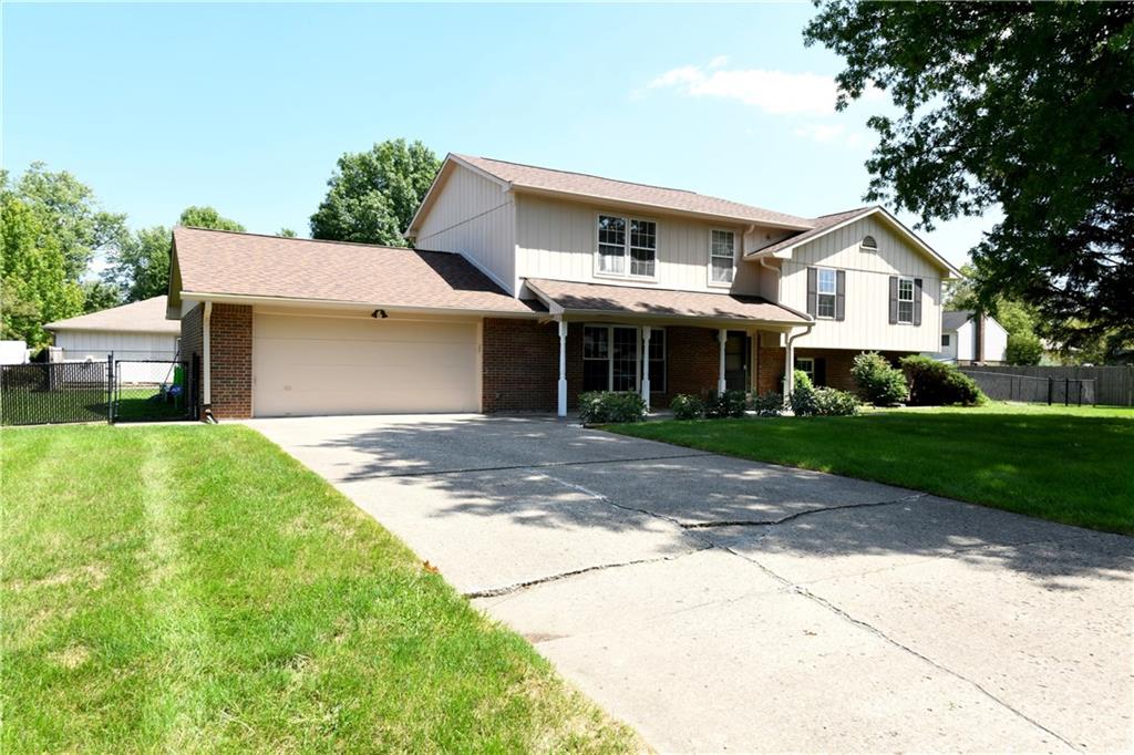 8709 Fox Ridge Lane Indianapolis, IN 46256 - Photo 3 of 36 Gallery Image 3