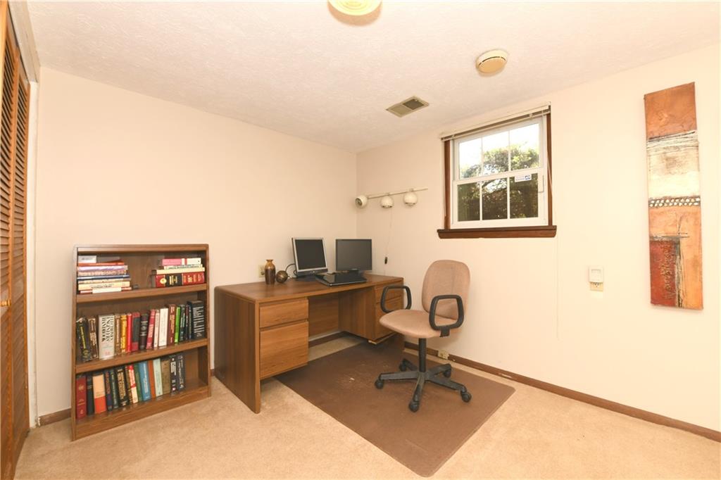 8709 Fox Ridge Lane Indianapolis, IN 46256 - Photo 32 of 36 Gallery Image 32