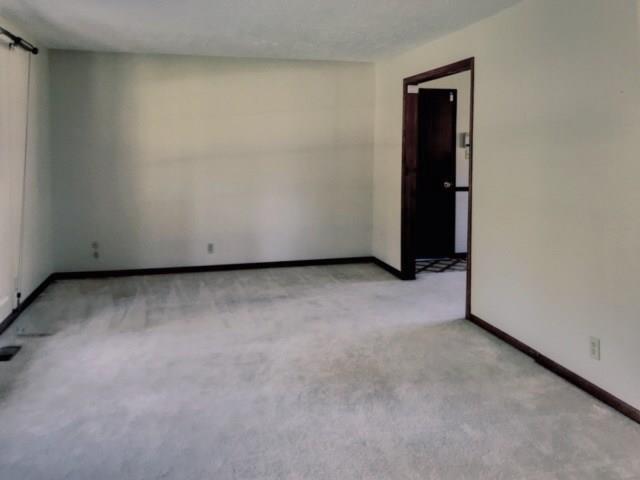 8709 Fox Ridge Lane Indianapolis, IN 46256 - Photo 6 of 36 Gallery Image 6