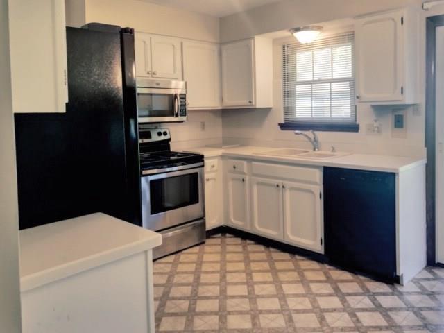8709 Fox Ridge Lane Indianapolis, IN 46256 - Photo 8 of 36 Gallery Image 8