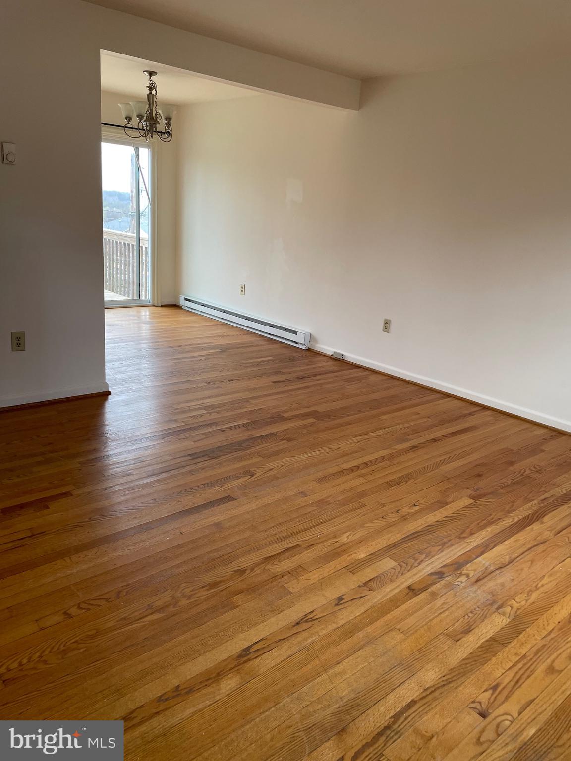 104 Steele Avenue Front Royal, VA 22630 - Photo 2 of 21