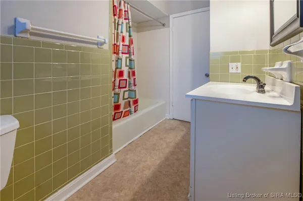 $225,000 | 212 Village Pine Drive, New Albany, IN 47150