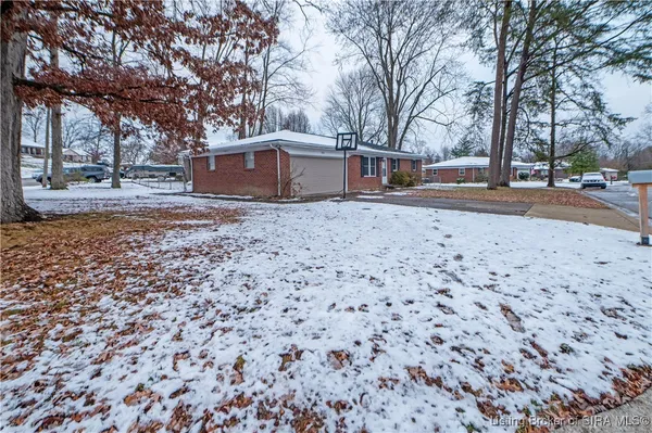 $225,000 | 212 Village Pine Drive, New Albany, IN 47150