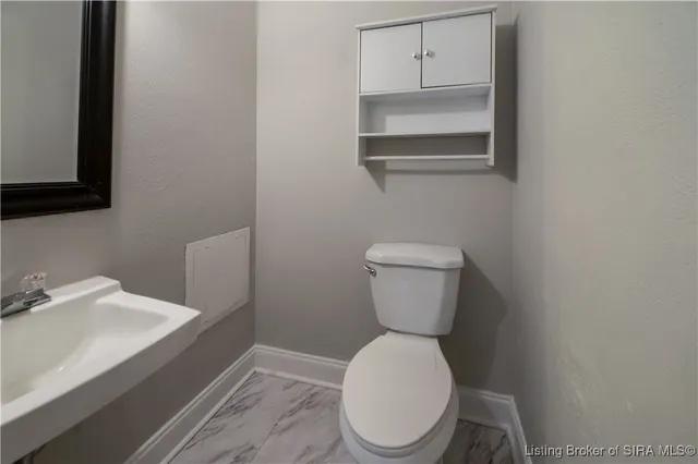 $210,000 | 212 Village Pine Drive, New Albany, IN 47150