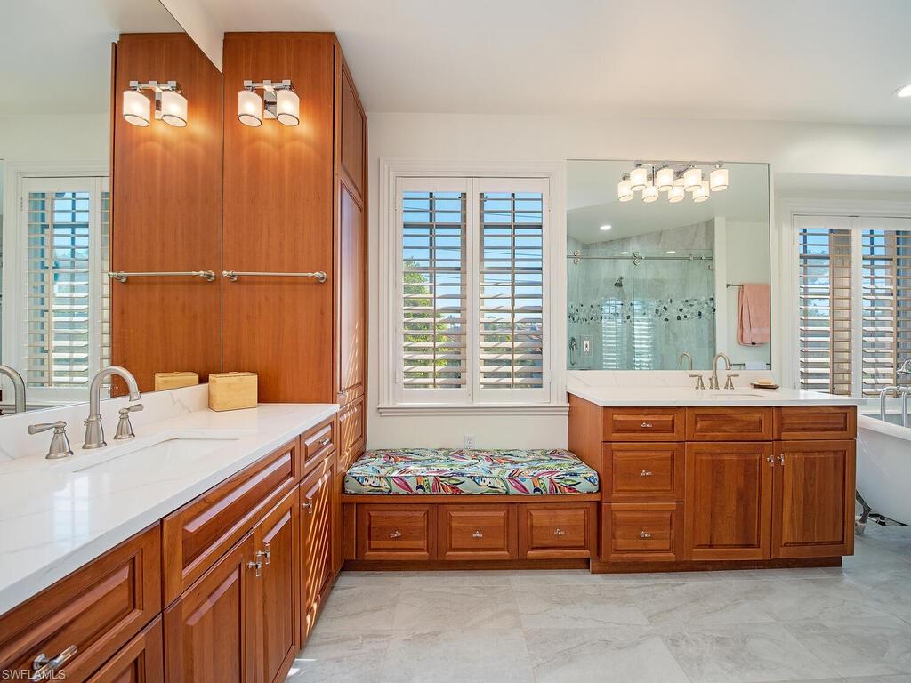 597 4th Avenue South, Unit 2 Naples, FL 34102 - Photo 12 of 17