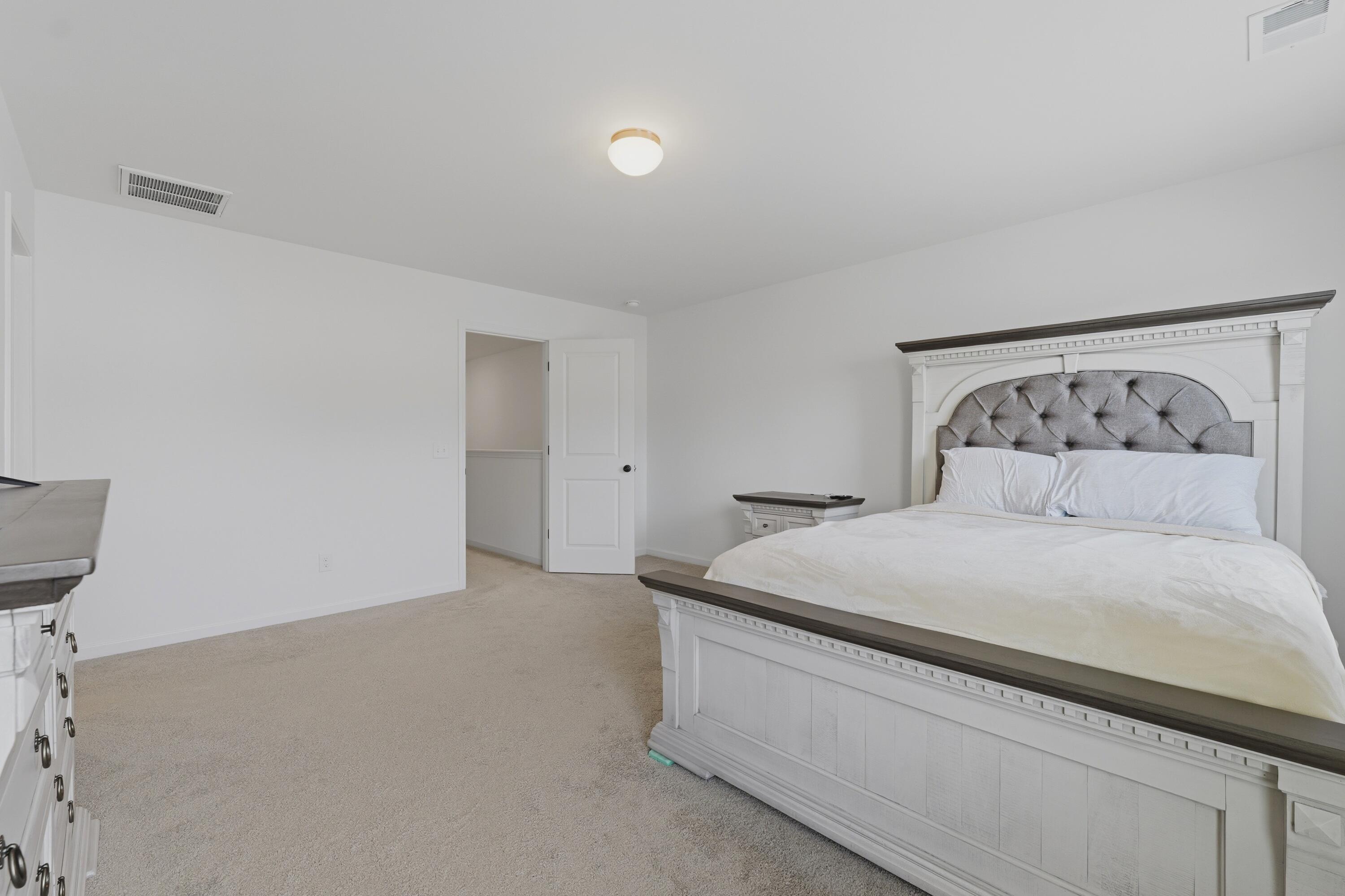 290 Surfbird Road Summerville, SC 29486 - Photo 13 of 27 028_P1008238