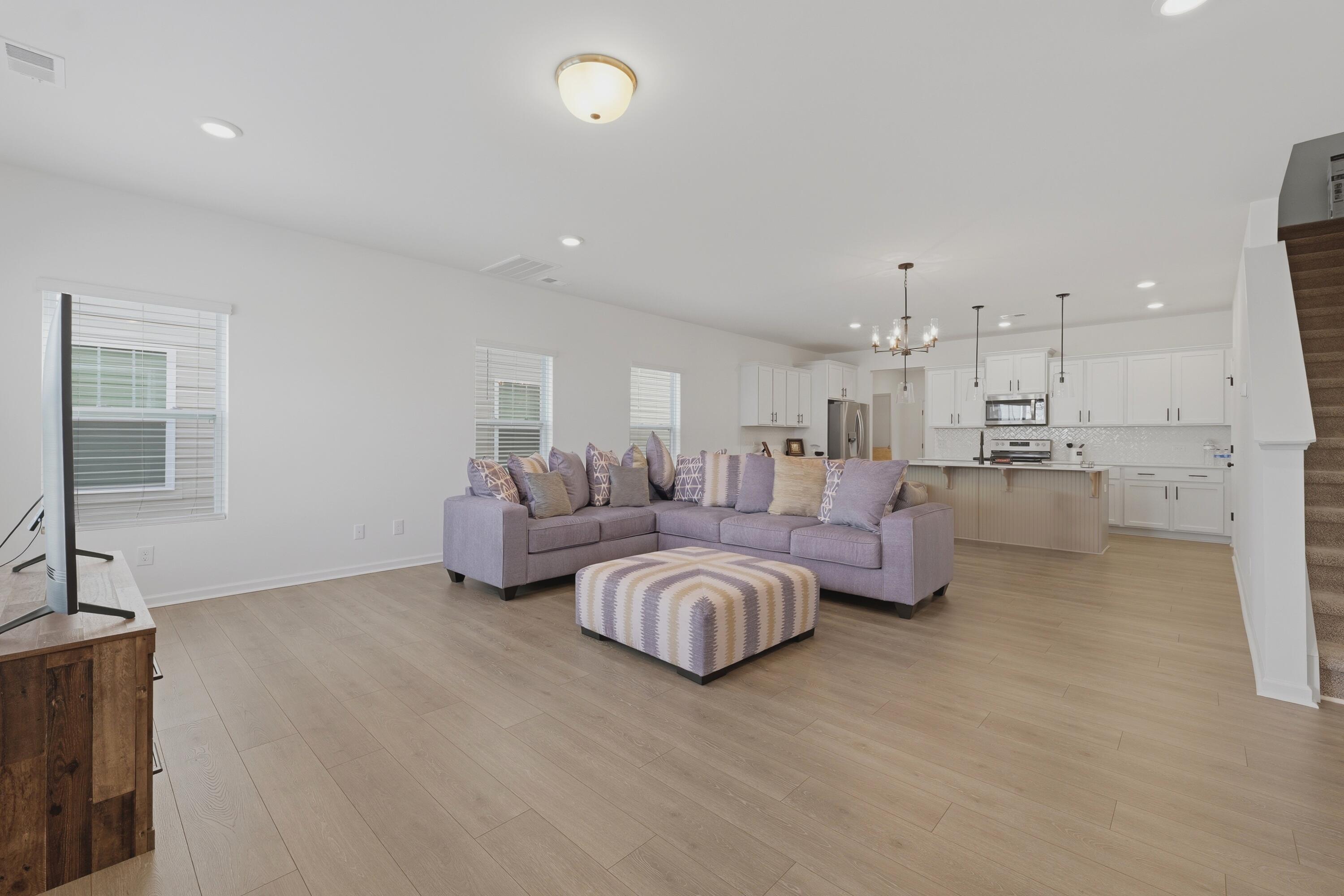 290 Surfbird Road Summerville, SC 29486 - Photo 2 of 27 019_P1008263