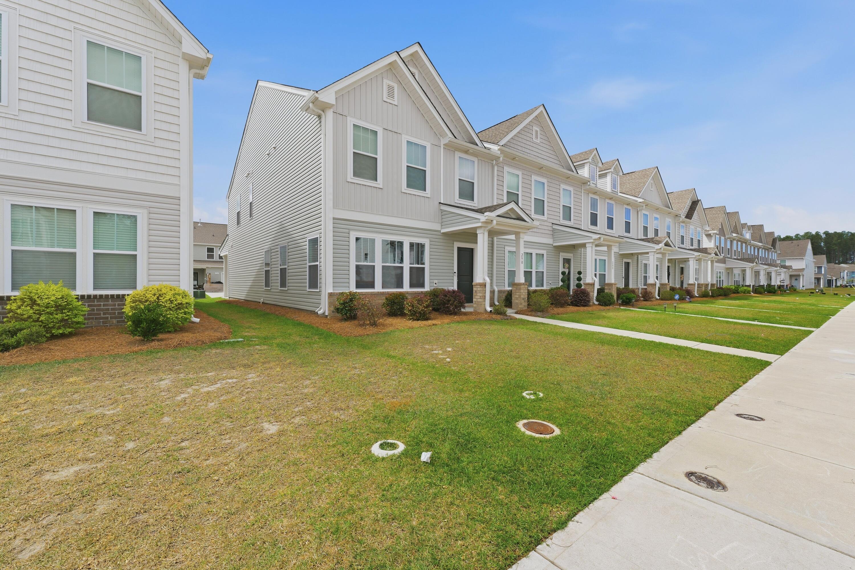 290 Surfbird Road Summerville, SC 29486 - Photo 21 of 27 013_P1008208