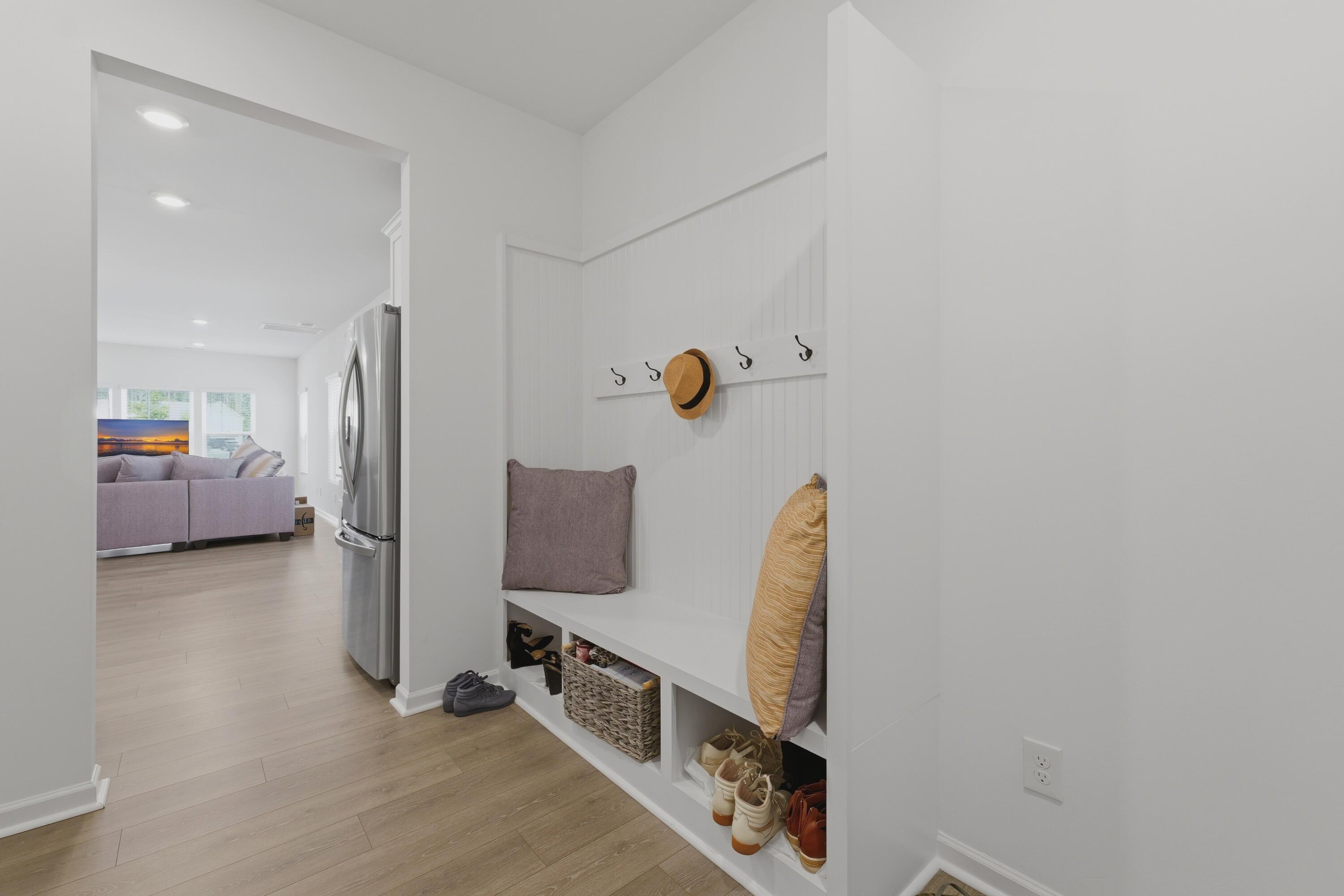 290 Surfbird Road Summerville, SC 29486 - Photo 10 of 27 034_P1008308