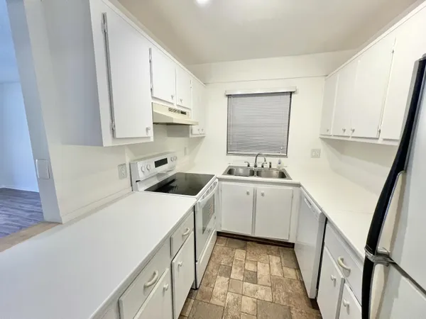 $1,650 | 1000 Northwest 13th Street, Unit 213A, Boca Raton, FL 33486