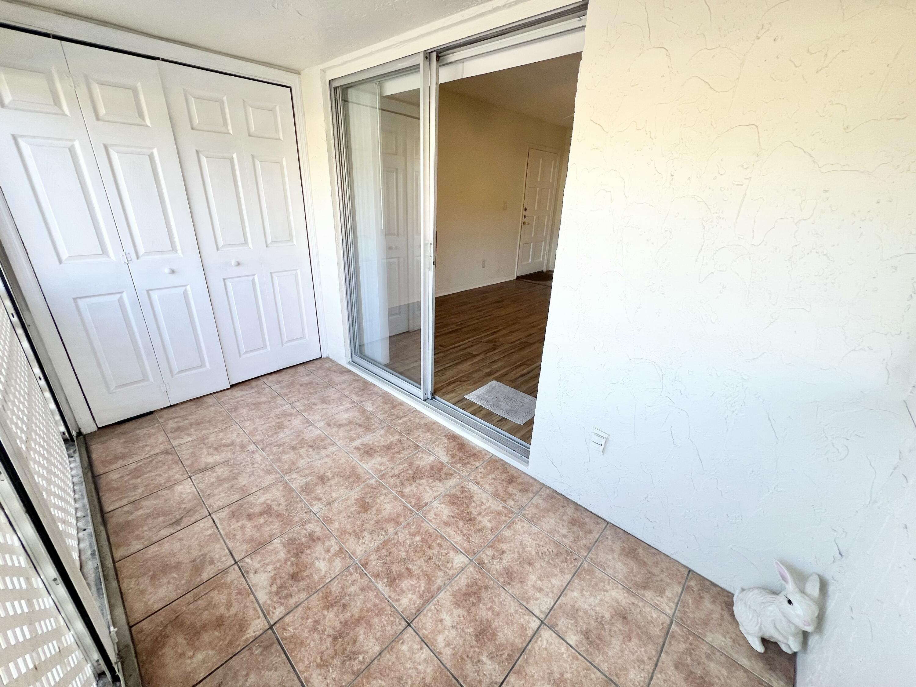 1000 Northwest 13th Street, Unit 213A Boca Raton, FL 33486 - Photo 4 of 26 IMG_8867