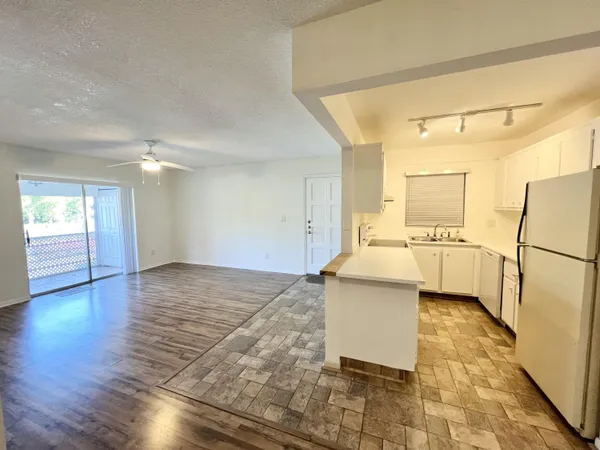$1,650 | 1000 Northwest 13th Street, Unit 213A, Boca Raton, FL 33486