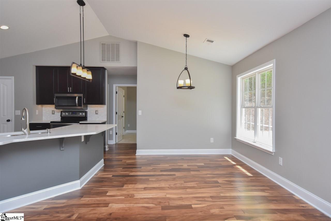 31 Birch Tree Road Greer, SC 29651 - Photo 12 of 35