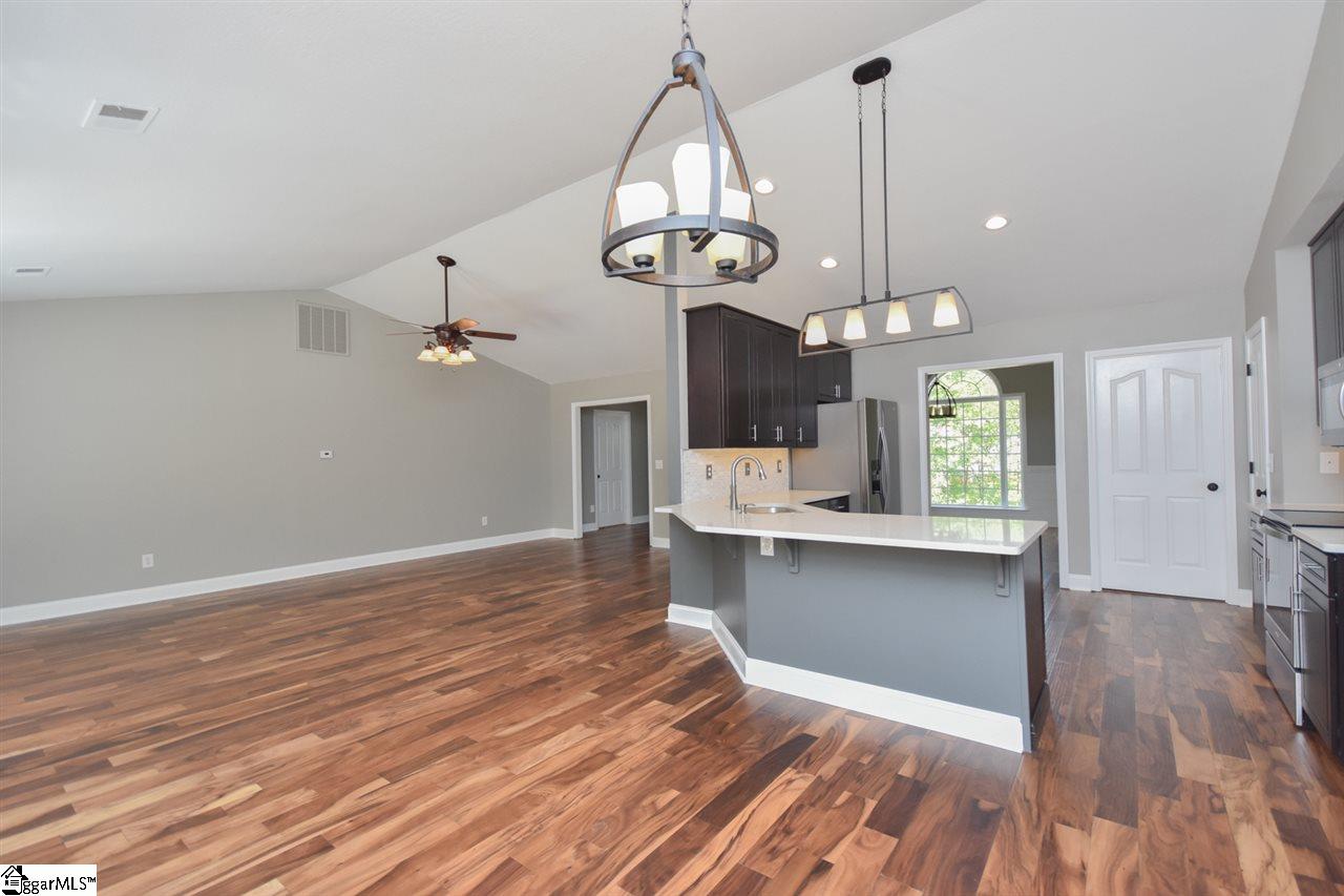 31 Birch Tree Road Greer, SC 29651 - Photo 14 of 35