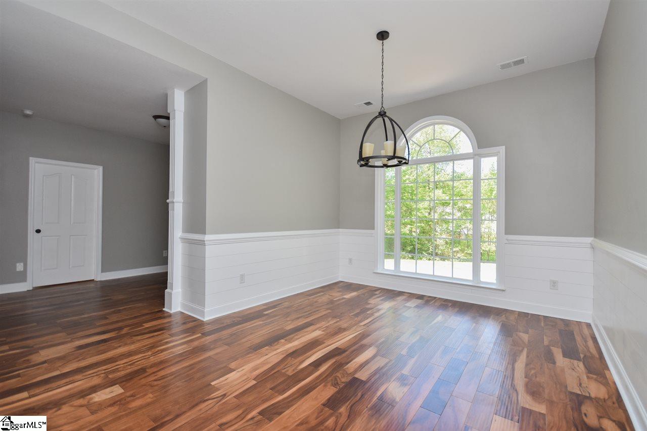 31 Birch Tree Road Greer, SC 29651 - Photo 6 of 35