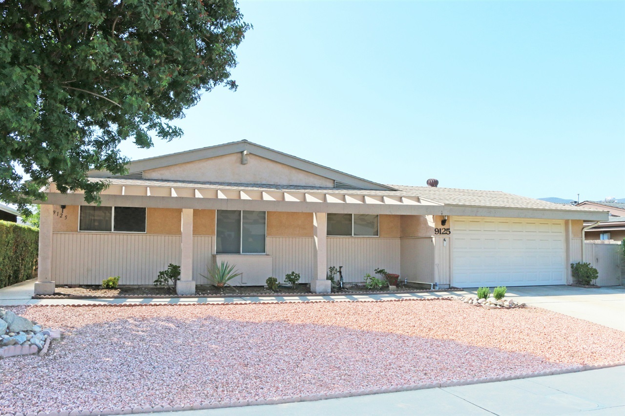9125 Inverness Road Santee, CA 92071 - Photo 2 of 5