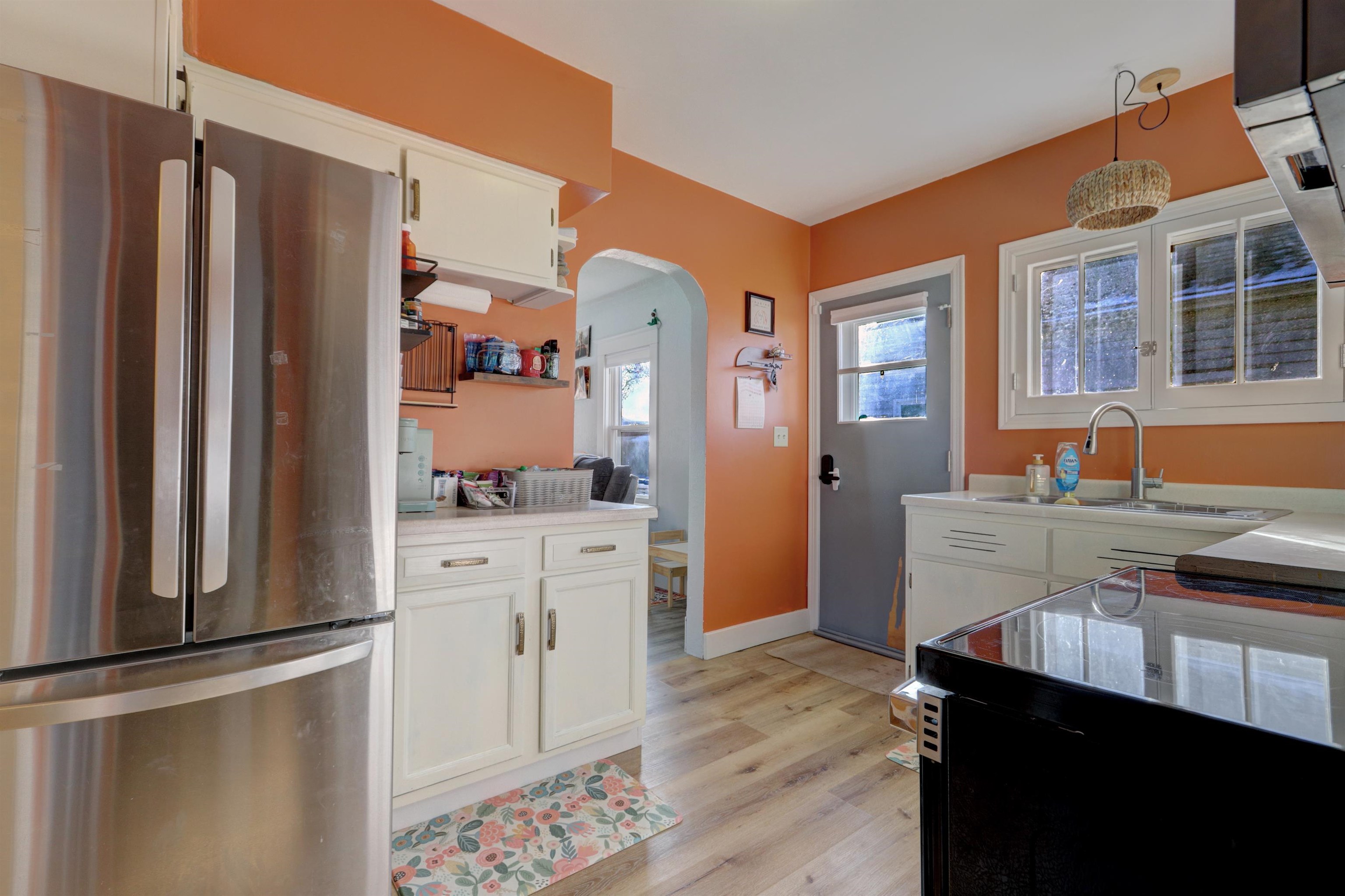 213 Lawson Street Menasha, WI 54952 - Photo 4 of 21