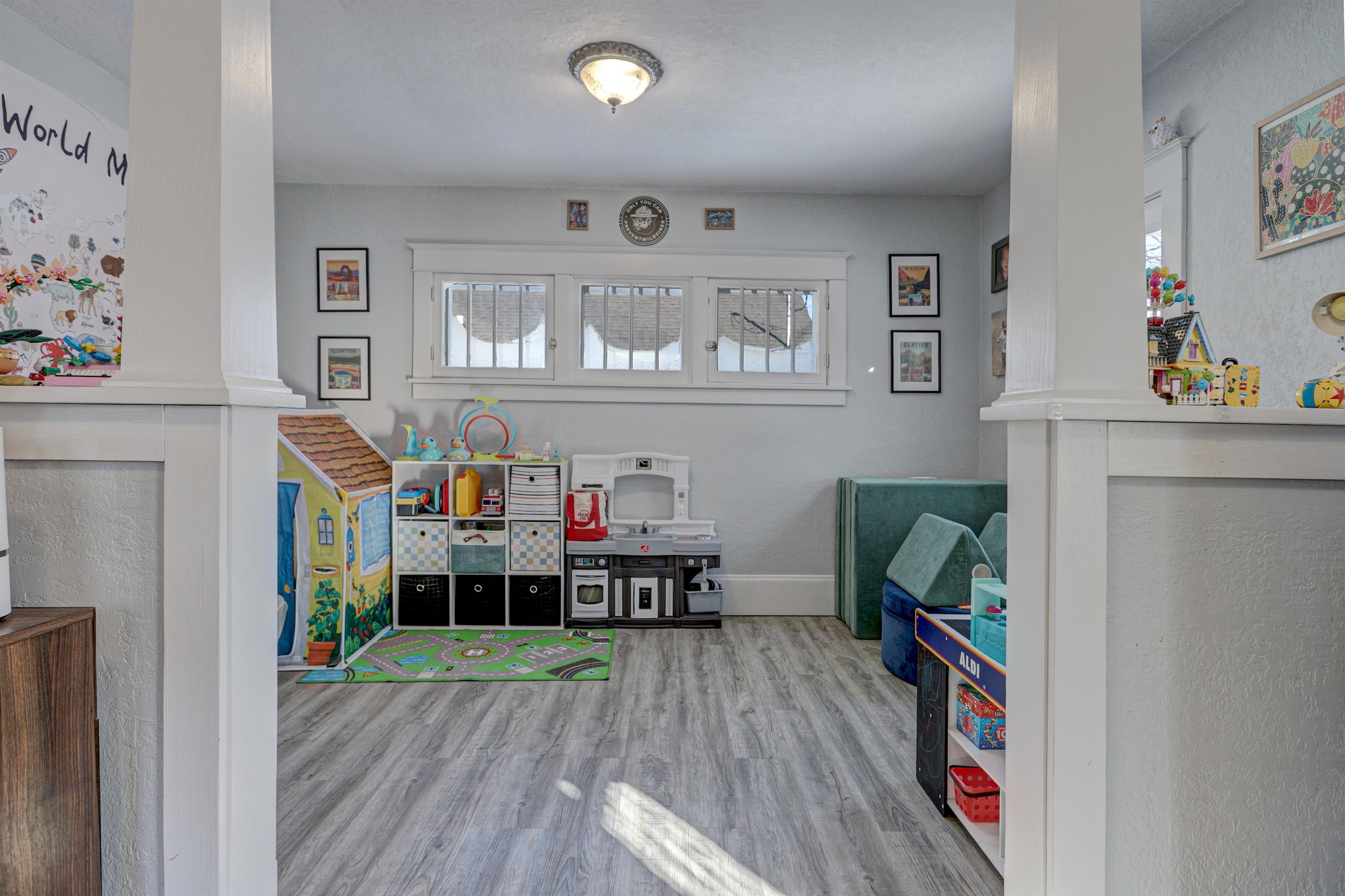 213 Lawson Street Menasha, WI 54952 - Photo 8 of 21